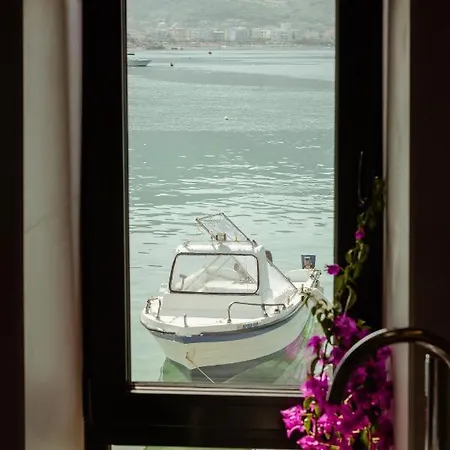 Hotel Artis Blue Relax Himarë