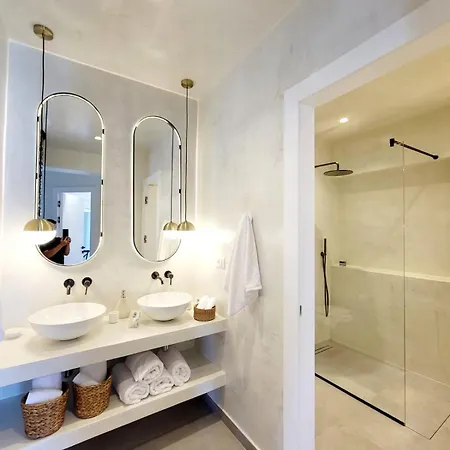 Artis Blue Relax מלון