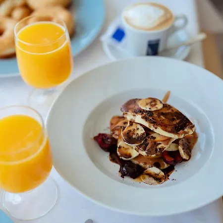 فندق Artis Blue Relax 4*