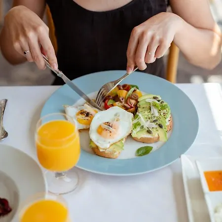 Artis Blue Relax Szálloda Himara