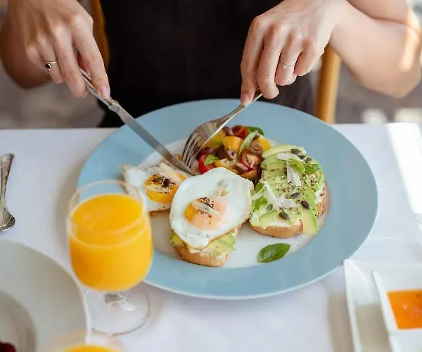 Artis Blue Relax Hotel Himare